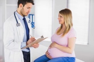 When To Visit a Women’s Clinic for PCOS